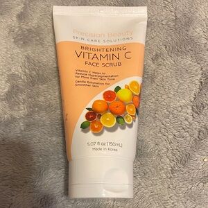 Precision Beauty Brightening Vitamin C Face Scrub - White & Peach